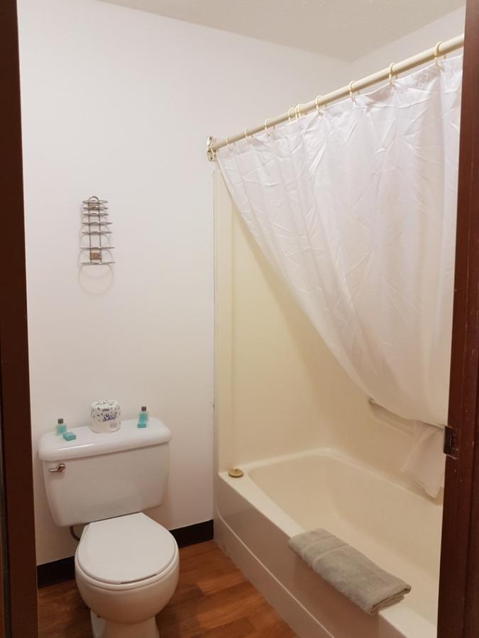 Elk Point Motel & Rv Park Bagian luar foto